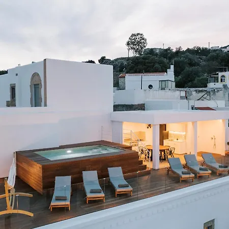 Square Luxury * Kalathos