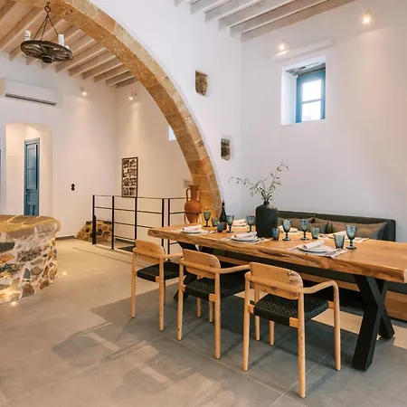 Villa Square Luxury