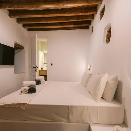 Square Luxury