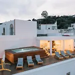 Square Luxury * Kalathos
