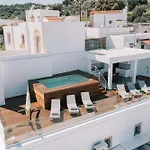 Square Luxury * Kalathos