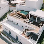Square Luxury * Kalathos