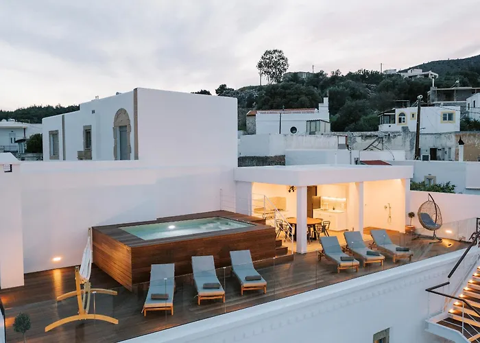 Square Luxury * Kalathos